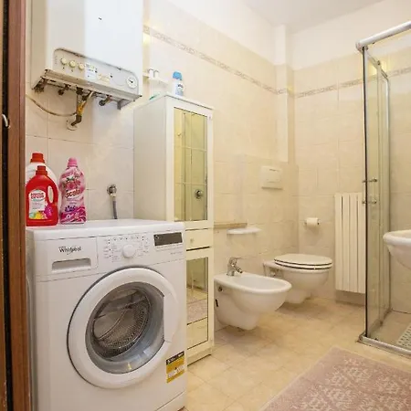 Apartment Casa Fabrizia Desenzano del Garda